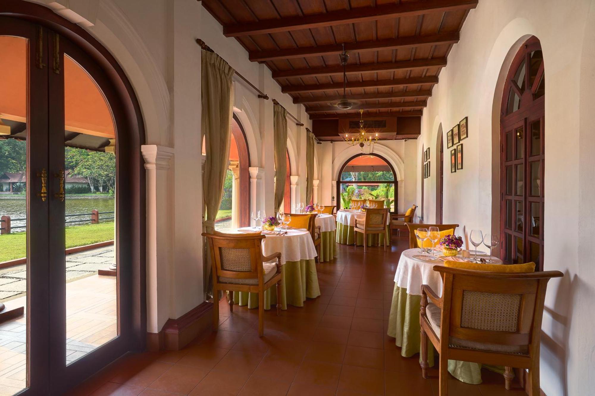 Taj Kumarakom Resort And Spa Kerala Exterior foto