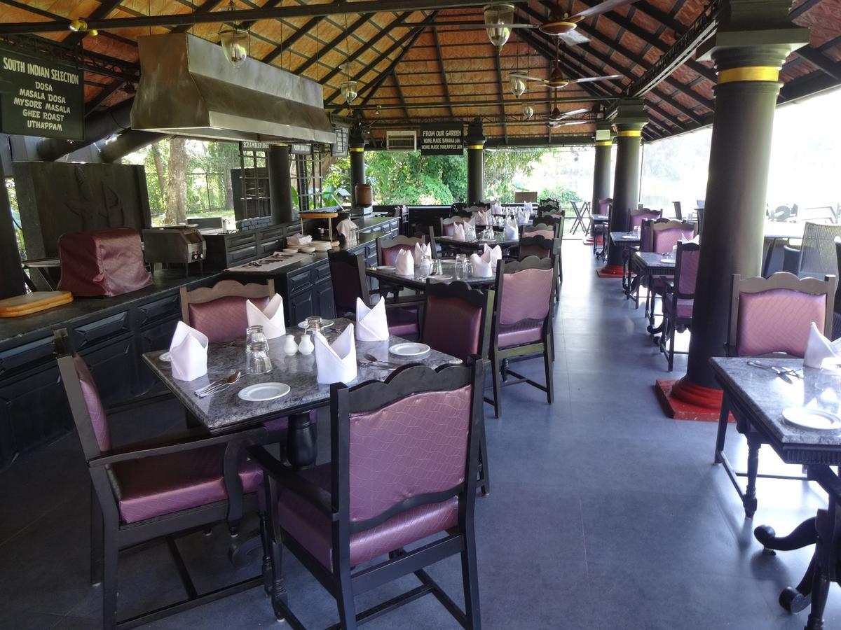 Taj Kumarakom Resort And Spa Kerala Exterior foto