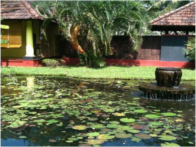 Taj Kumarakom Resort And Spa Kerala Exterior foto
